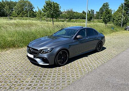Mercedes-Benz E 63 AMG AMG E 63 S 4Matic AMG Speedshift 9G-MCT
