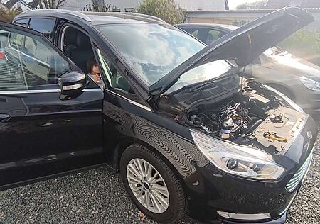 Ford Galaxy 2.2 TDCi DPF Titanium