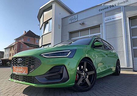 Ford Focus ST Turnier X 2.3 Pano+AHK+HUD+B&O
