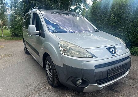 Peugeot Partner Family 2Jahre Tüv