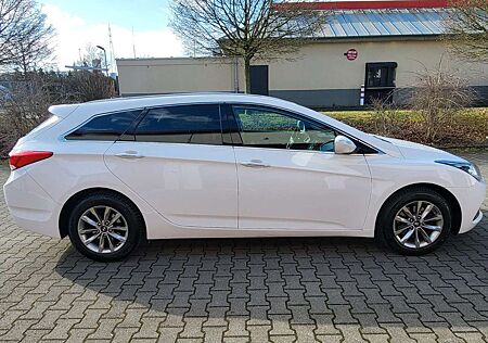 Hyundai i40 cw blue Trend