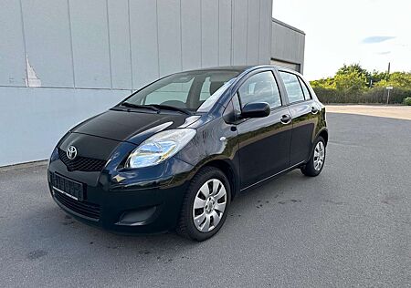 Toyota Yaris 1.0 VVT-i Cool