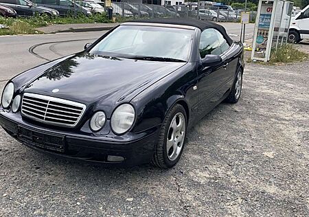 Mercedes-Benz CLK 320 Cabrio Elegance VOLLAUSSTATUNG UNFALLFREI KLIMA