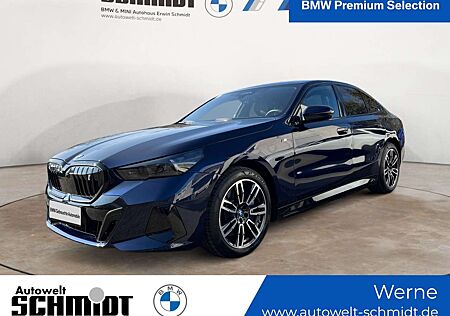 BMW i5 xDrive40 M Sport ( NP= 102.350,- / Pano /