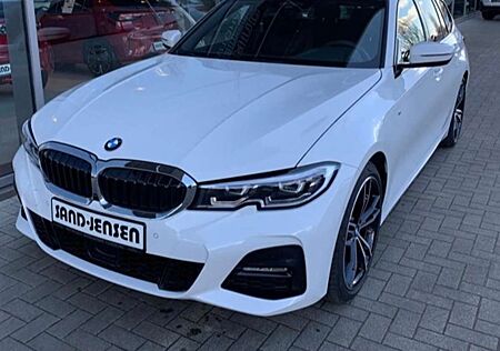 BMW 330d 330 Touring xDrive Aut. Sport Line