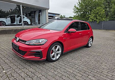 VW Golf Volkswagen VII Lim. GTI PanoDach ACC automa.