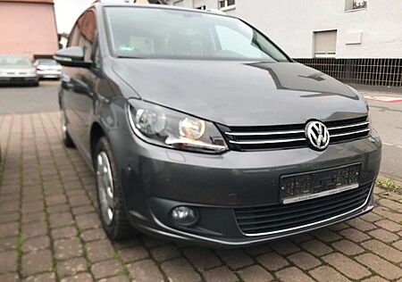 VW Touran Volkswagen Life 1.4 TSI Panorama Navi AHK