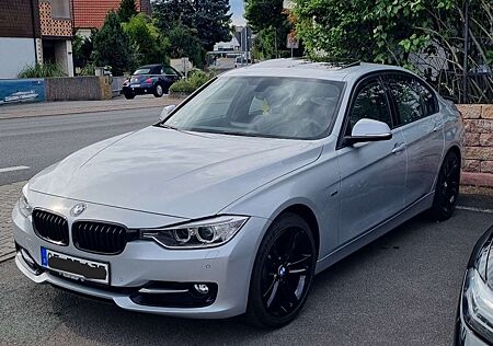 BMW 328i 328 Sport-Aut. Sport Line