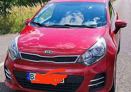 Kia Rio Dream Team