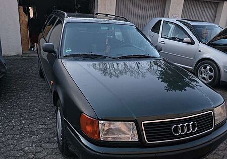 Audi 100 Avant 2.3 E