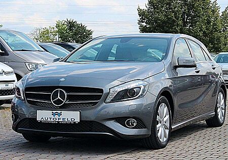 Mercedes-Benz A 180 Urban/VOLLSHEFT/BIXENON/8FACH/SHZ/NAVI/PDC