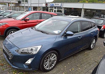 Ford Focus Turnier Titanium, 1,5l Motor, AHK, Garant