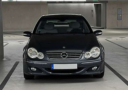 Mercedes-Benz C 200 Kompressor Sportcoupe Automatik