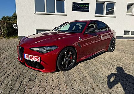 Alfa Romeo Giulia gebraucht kaufen Alfa Romeo Giulia Quadrifoglio*Keramik Bremse*Sparco*Neuwagenzustand