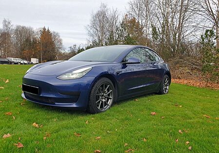 Tesla Model 3 Model+3+Standard+Reichweite+Plus+Hinterradantrieb