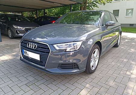 Audi A3 30 TFSI Limousine