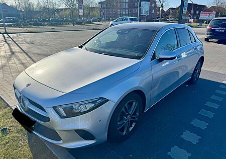 Mercedes-Benz A 200 (177.087)