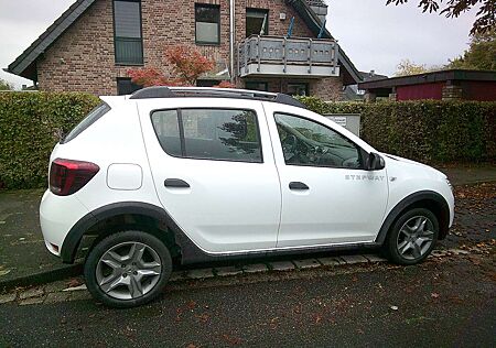 Dacia Sandero 1.2 16V 75