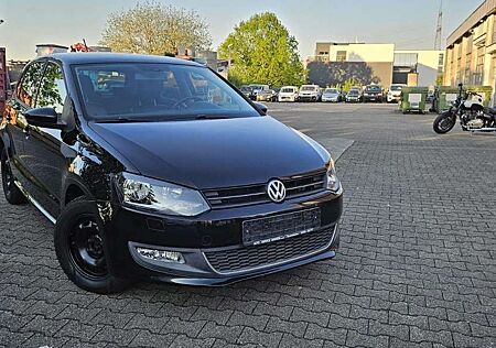 VW Polo Volkswagen V Highline