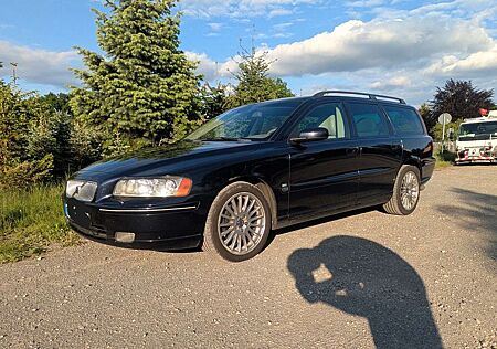 Volvo V70 D5