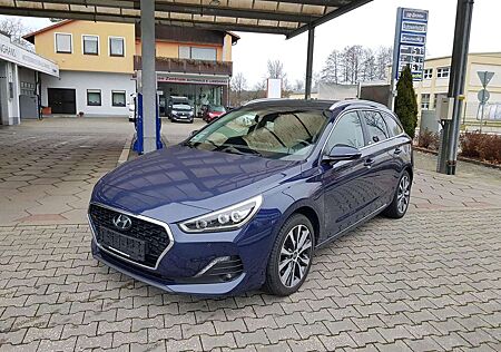 Hyundai i30 Kombi 1.4 T-GDI, Premium*Navi*Kamera*Panorama 1...