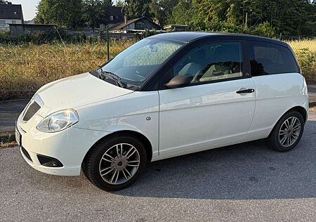 Lancia Ypsilon Y 1.2 8v