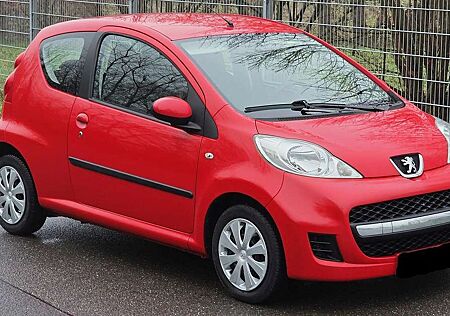 Peugeot 107 Automatik 2.HAND KLIMA PDC