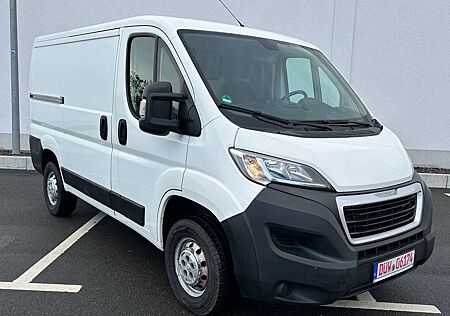 Peugeot Boxer Kasten 330 L1H1 Pro Avantage Edition *AHK*
