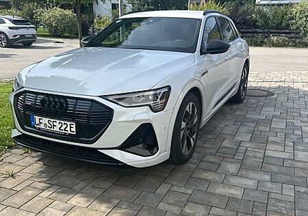 Audi e-tron 50 quattro S line, AHK, Matrix, 2x s-line, SUV, Q8