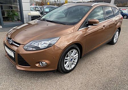 Ford Focus Turnier 2.0 TDCi Aut. Titanium Navi Kamera Keyless