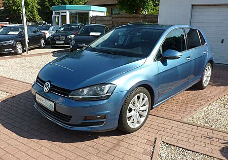 VW Golf Volkswagen VII Lim. Highline BMT Teilleder/SHZ/2X PDC/