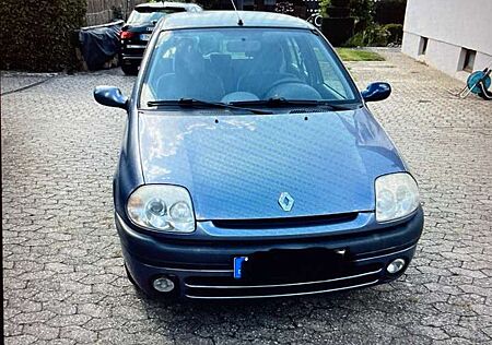 Renault Clio 1.4; 98 PS; TÜV neu; Allwetterreifen