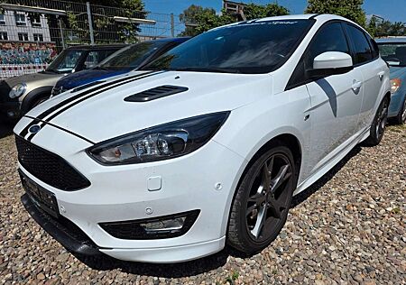 Ford Focus Lim. ST-Line-TOP ZUSTD-8XALU-TÜV 03/27