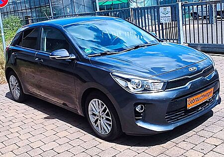 Kia Rio Dream Team