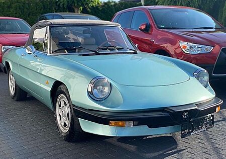Alfa Romeo Spider 115 2.0 3a 93kW