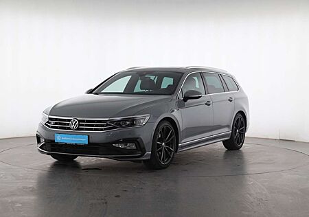 VW Passat Variant Volkswagen 2.0 TDI DSG 4MOTION R-Line | PANO