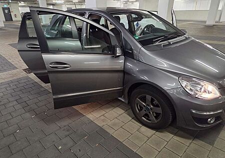 Mercedes-Benz B 160 BlueEFFICIENCY