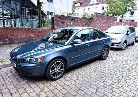 Volvo S40 2.4i