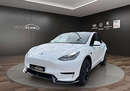 Tesla Model Y Long Range Beschleunigungs-Boost AHK 21"