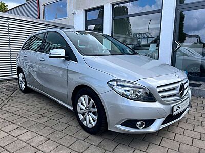 Mercedes-Benz B 180 BlueEfficiency Blutooth Navi 54.500 KM