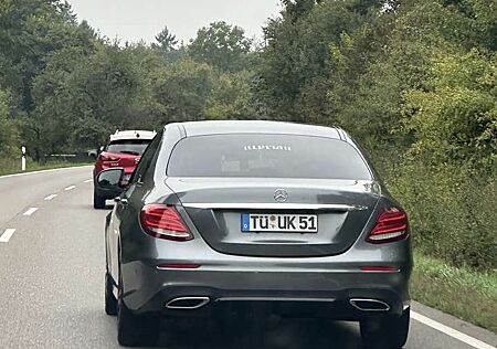 Mercedes-Benz E 220 d 9G-TRONIC