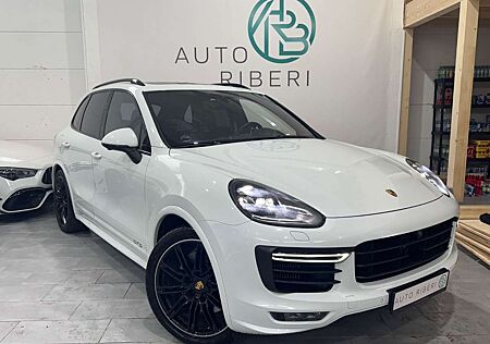 Porsche Cayenne GTS*Bose*Sportsitze*Pano*360°*Keyless*
