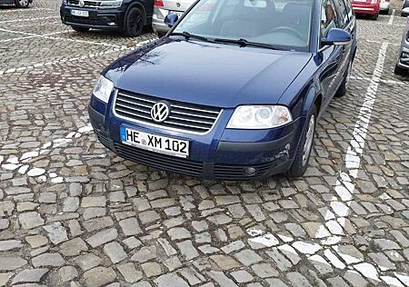 VW Passat Volkswagen 1.9 TDI TÜV neu