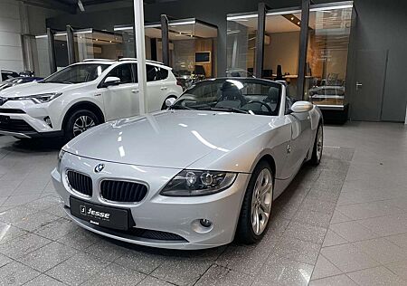 BMW Z4 2.2i Roadster 6 Zyliner Sitzheizung Leder