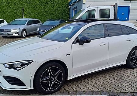 Mercedes-Benz CLA 250 e SB AMG Line 2020-Klimaaut-Navi-Leder-SH-Panorama