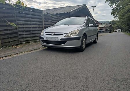 Peugeot 308 mit tüv