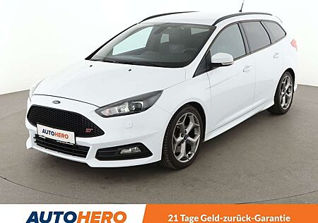 Ford Focus 2.0 EcoBoost ST *NAVI*PDC*SHZ*ALU*TEMPO*