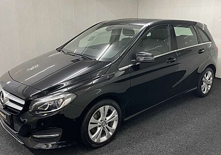 Mercedes-Benz B 180 Automatik LED NAVI SHZ TEMP PDC START/STOP
