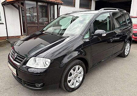 VW Touran Volkswagen 2.0 TDI DSG Highline- SHZ NAVI AHK S-DACH