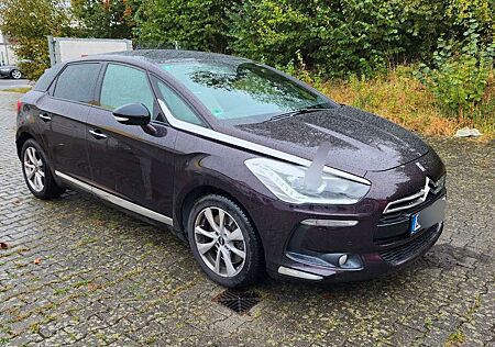 Citroën DS5 Citroen SportChic Navi Leder Panorama Xenon VOLL